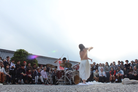 181014M.jpg